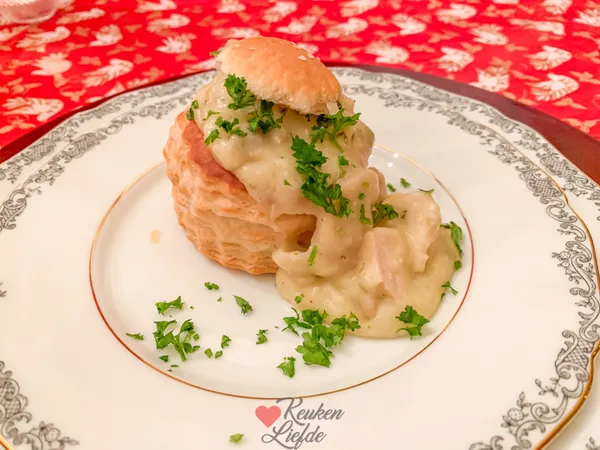 Pasteitjes met zelfgemaakte kippenragout